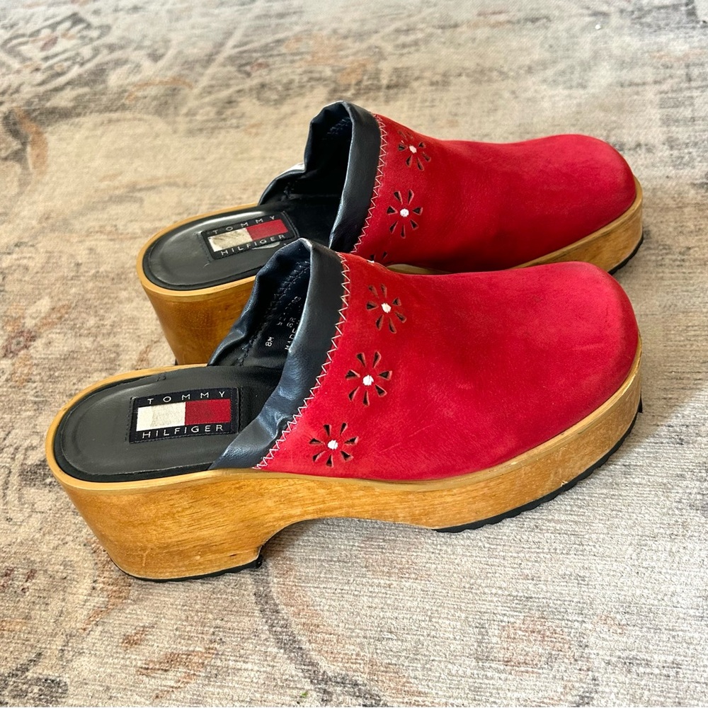 Tommy Hilfiger Women's Size 8 Vintage Y2K 90's Red Platform Slip On Clogs